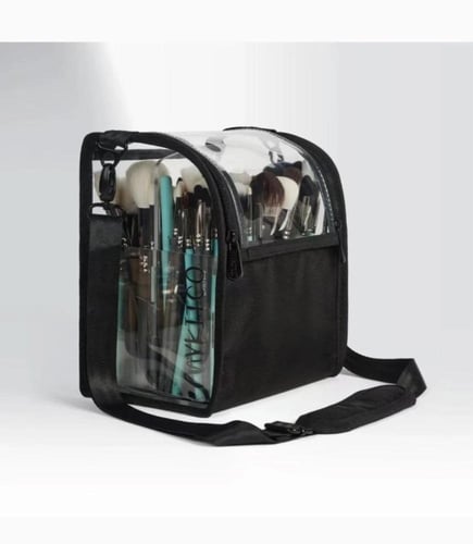 شنطة للفرش والمكياج