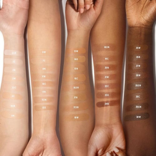 ميك اب باي ماريو كريم أساس