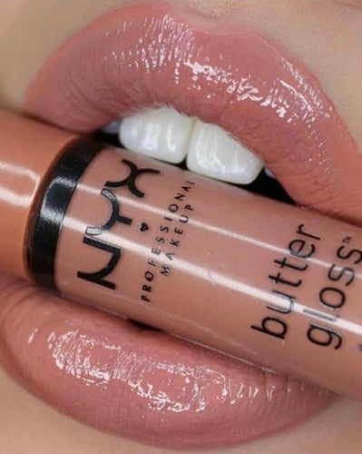 نكس ملمع شفاه بقوام الزبدة