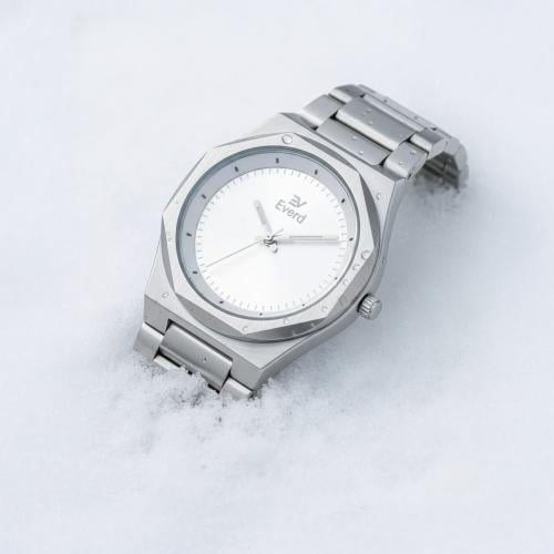 ساعة ايفرد نسائي لمسة من الفخامة