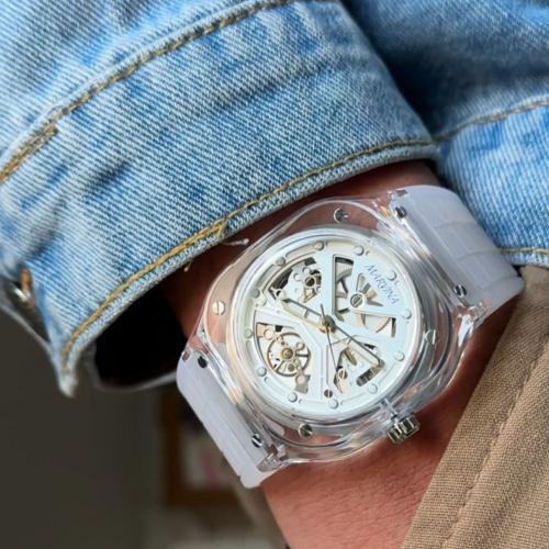 ساعة مارفينا رجالي الشفاف