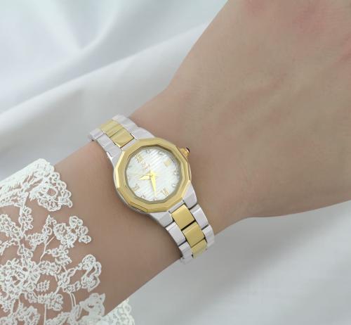 ساعة نسائية إيفرد – ستانلس ستيل فاخرة