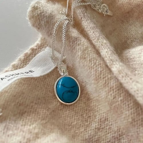 قلادة القيروز الازرق