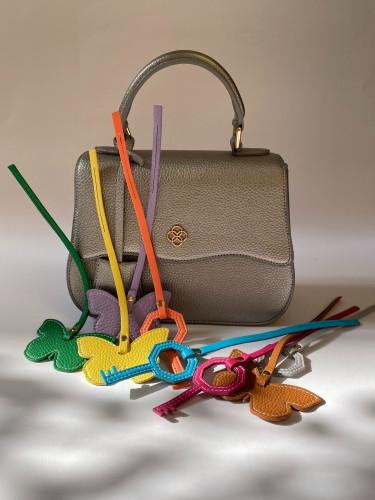 تعليقة حقيبه