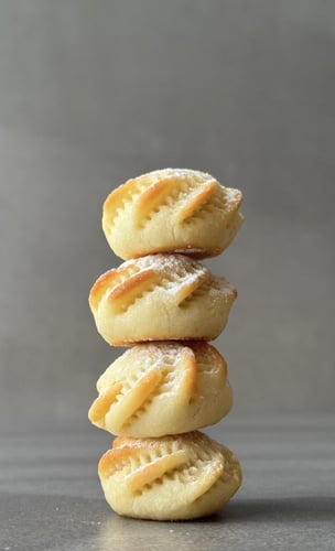 ‎غريبة الرهش محشية بالحلاوة الطحينية الحجم الصغير