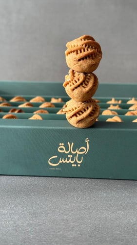 ‎معمول ميني بايتس الدخن بالتمر الحجم الكبير