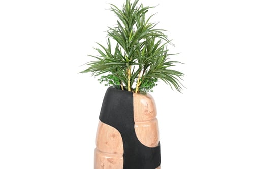 شجرة بمركن فايبر مخشب