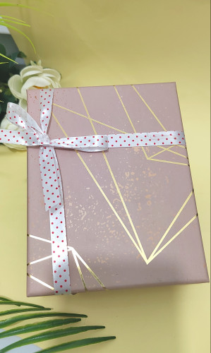 صندوق هديه مع كرت