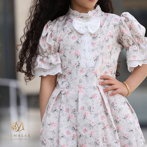 فستان قصة A ب نص أكمام