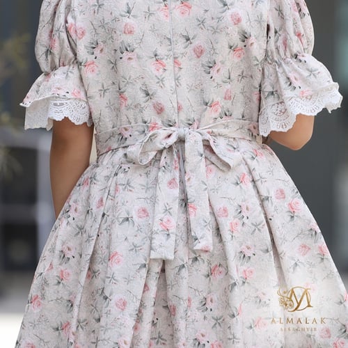 فستان قصة A ب نص أكمام