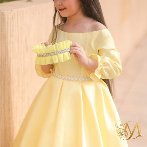 طوق اصفر ب كرستال