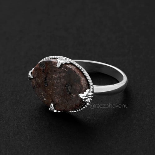 خاتم ملكي مقبض كلاسيكي فضه عيار 925 - بني مميز