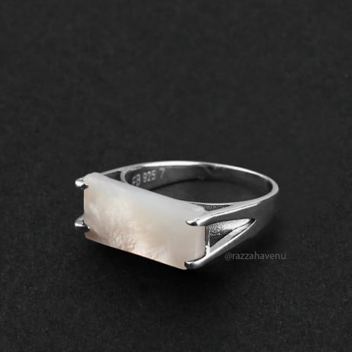 خاتم ملكي مستطيل عيار 925 - صدف