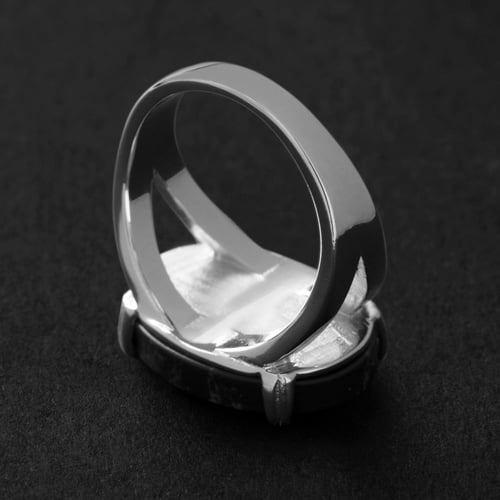 خاتم ملكي مخالب فضه عيار 925 - اسود