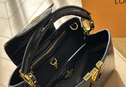 حقيبة لويس فيتون LV / عدة الوان