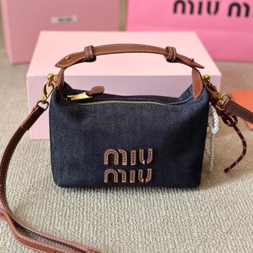 حقيبة ميو ميو دينيم