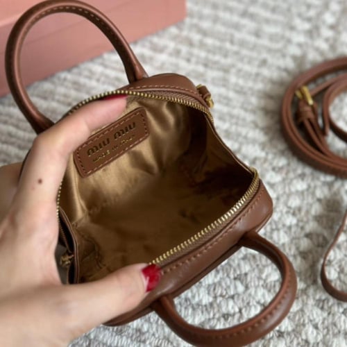 حقيبة ميو ميو مايكرو