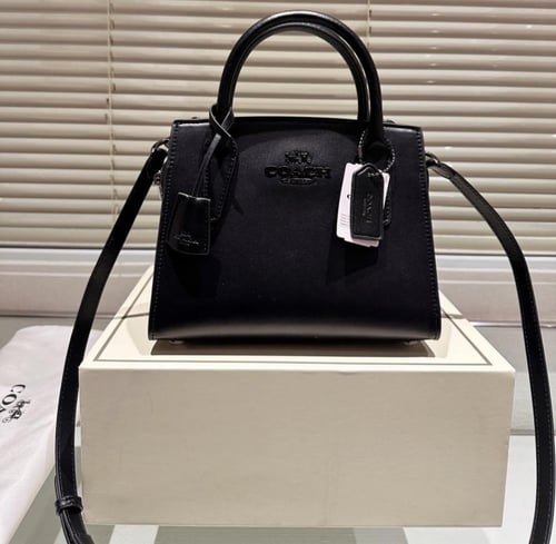 حقيبة coach صغيرة| عدة الوان