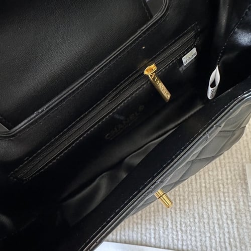 شنطة شانيل جلد 4 الوان