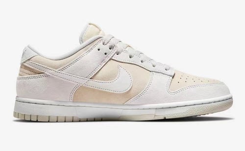 حذاء نايكي زهري