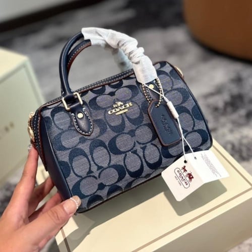 كوتش ميني عدة الوان