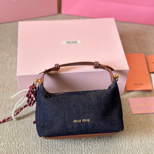 حقيبة ميو ميو دينيم