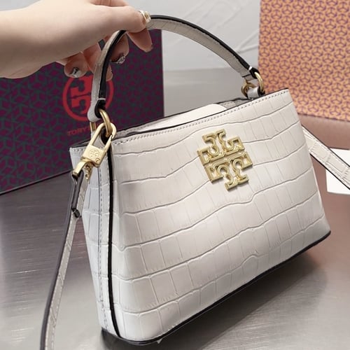 شنطه توري بورش بعده الوان