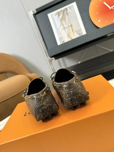 حذاء LV فلات