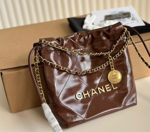 حقيبة chanel بحمالتين صغيرة| عدة الوان