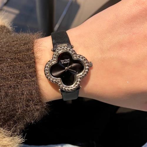 ساعة فان كليف