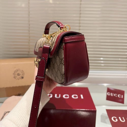 حقيبة قوتشي بعدك الوان