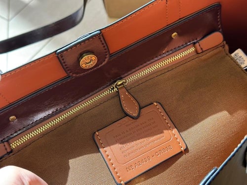 حقيبة coach | عدة الوان