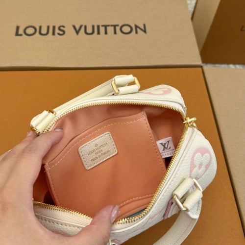 حقيبة LV سبيدي وردي