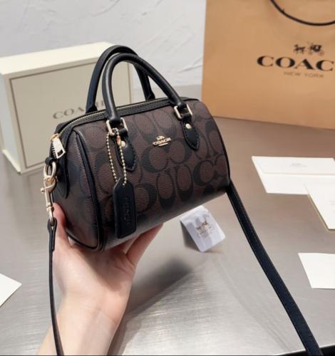 حقيبة كوتش ميني | عدة الوان