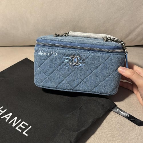 حقيبه شانيل متوفره بلونين