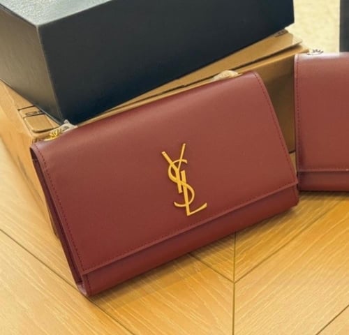 حقيبة YSL بعدة الوان