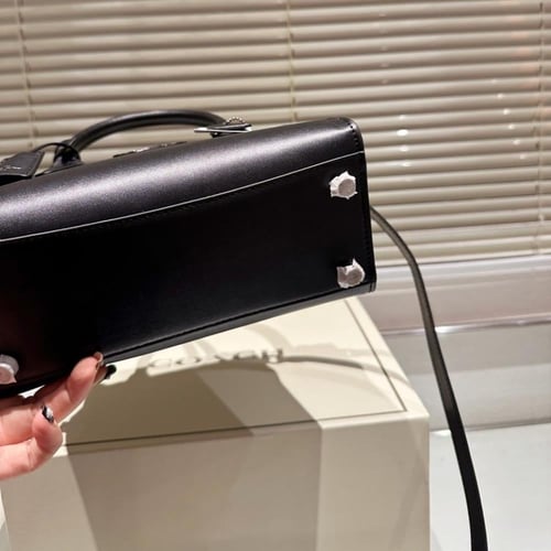 حقيبة coach صغيرة| عدة الوان