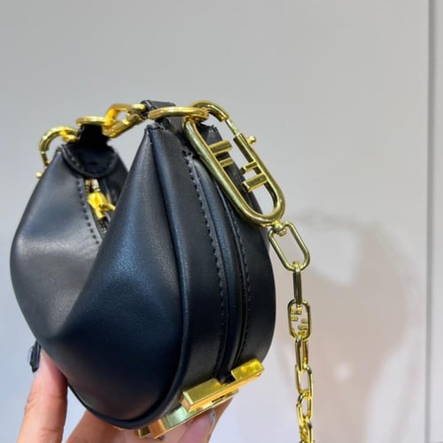 حقيبة فندي Nano Fendigraphy