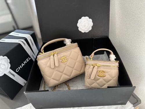 حقيبة شانيل صندوق بمرآة