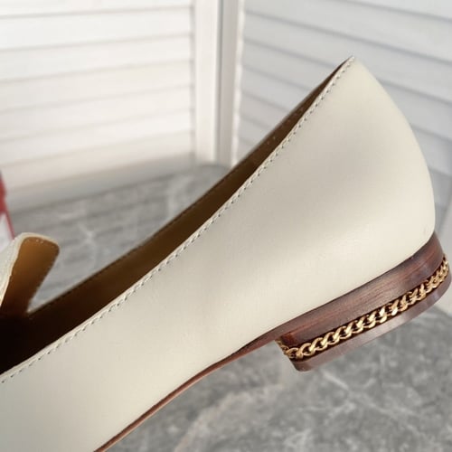 حذاء رسمي توري بورش