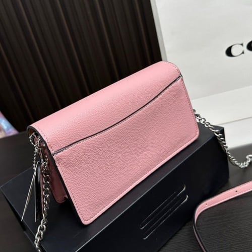 كوتش 4 الوان