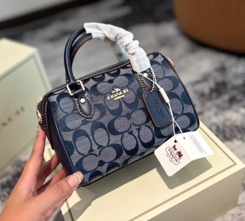 كوتش ميني عدة الوان