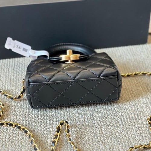 حقيبة شانيل نانو | Chanel Nano Kelly