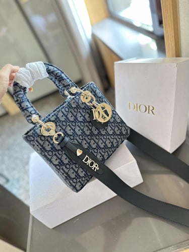 حقيبة dior | مقاسين