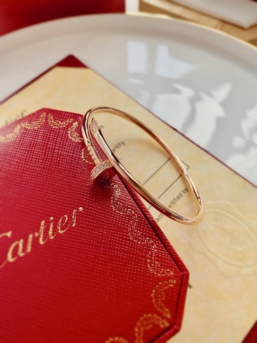 أسورة كارتير مسمار مطلي ذهب