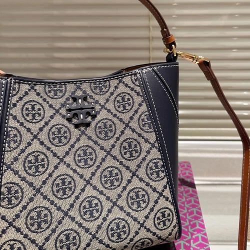 حقيبة توري بورش بعدة الوان