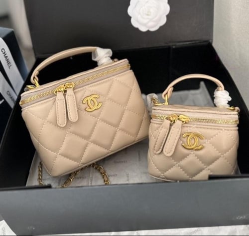 حقيبة شانيل صندوق بمرآة