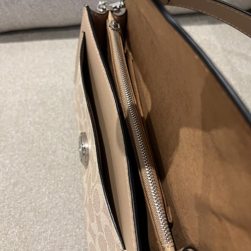 حقيبة كوتش تابي 26 بيج