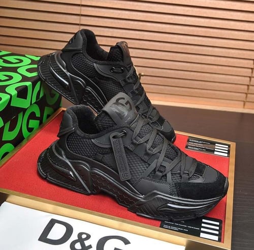 حذاء دولتشي اند غابانا رجالي