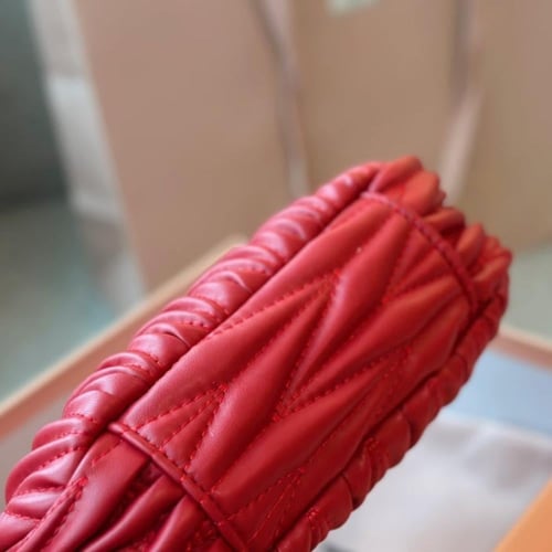 حقيبة ميو ميو Miumiu